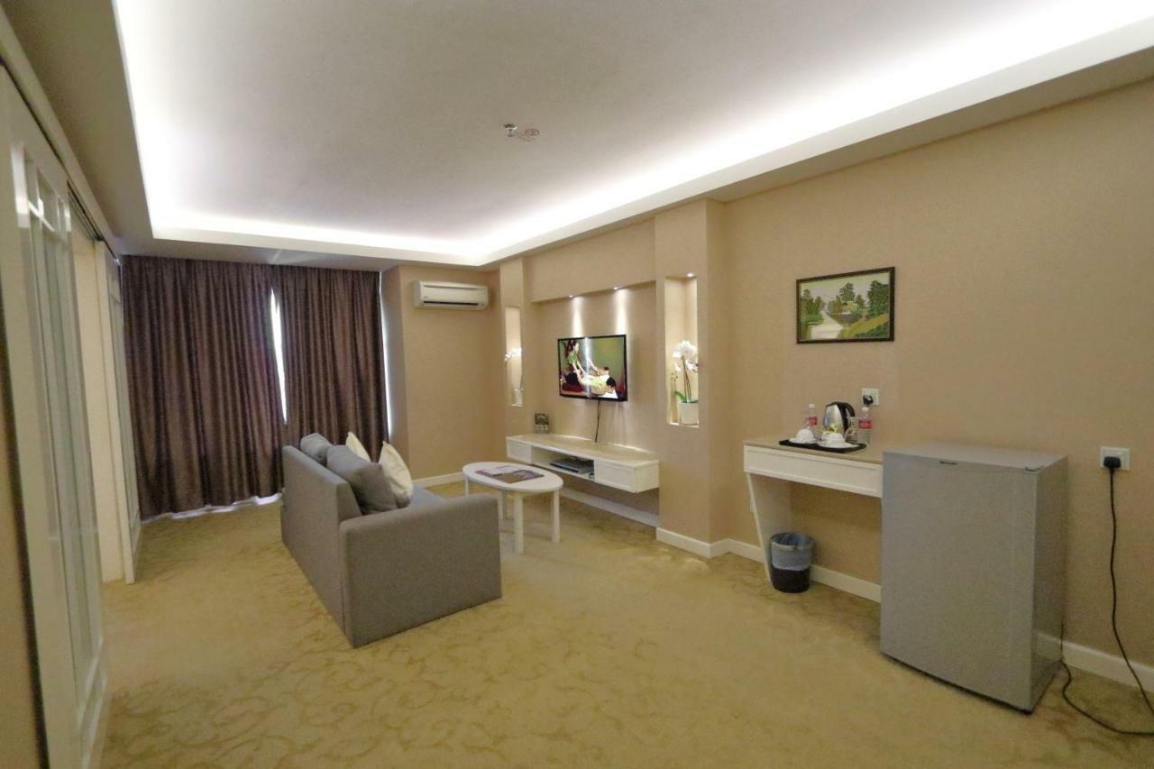The Guest Hotel & Spa Port Dickson Exterior photo